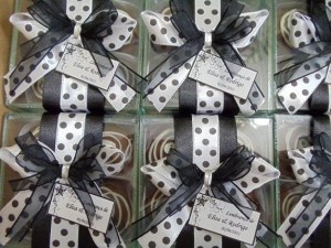 Lembrancinha pão de mel casamento